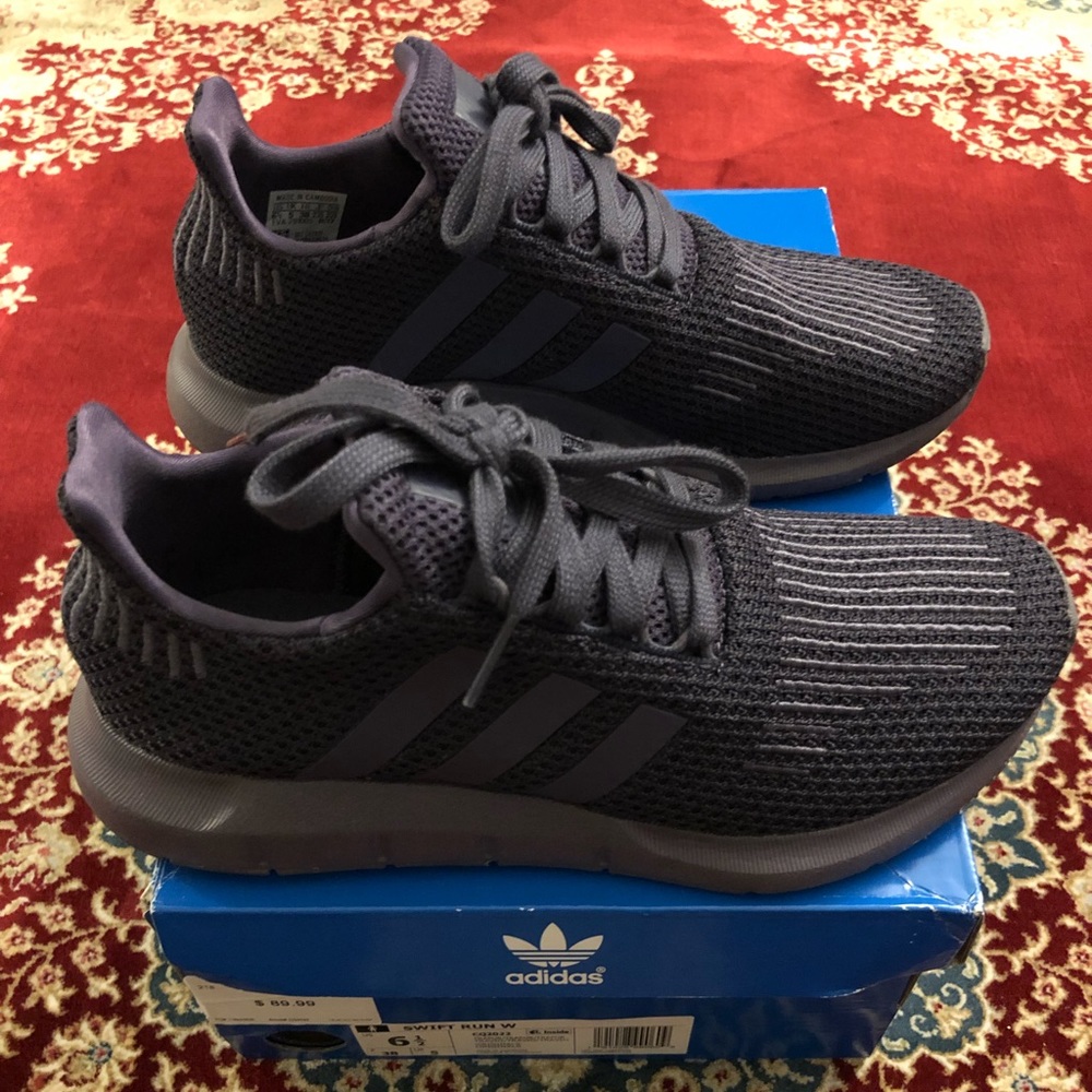 Adidas Swift Run W size 6.5